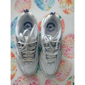 New Balance Women's White Trainers